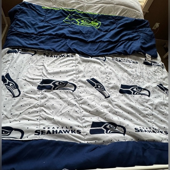 Seattle Seahawk Football Blanket - Picture 3 of 8